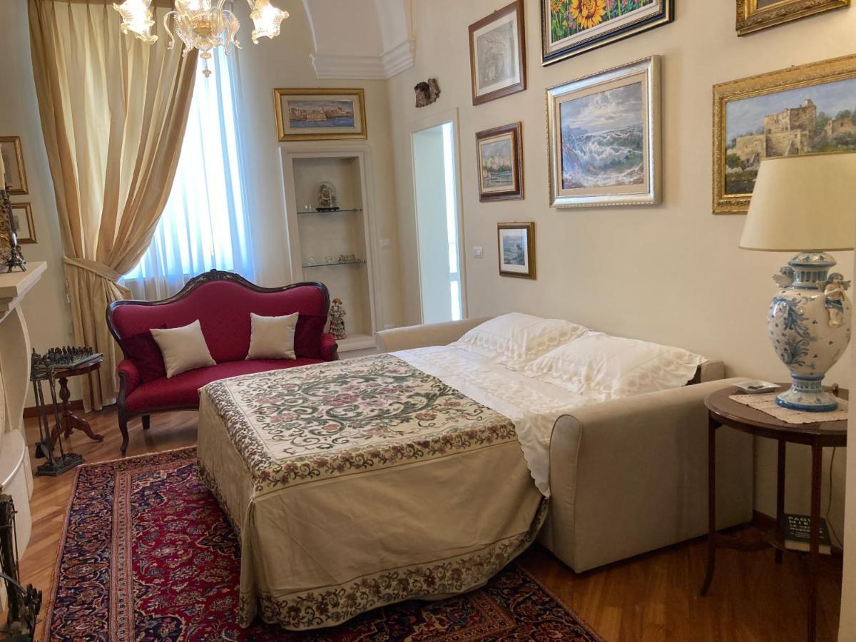 B&B Ai Due Santi Lecce Esterno foto