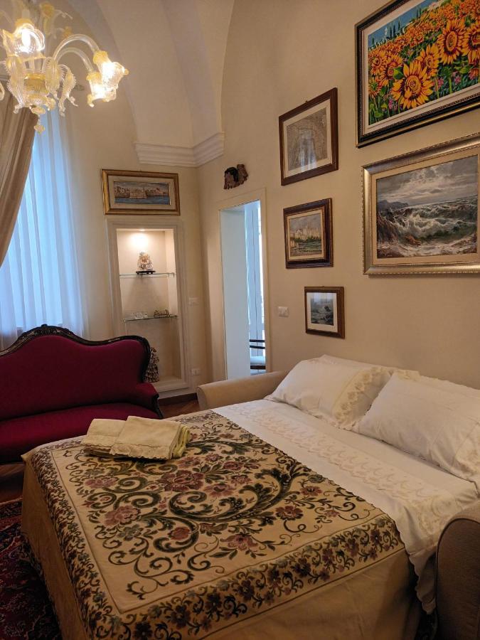 B&B Ai Due Santi Lecce Esterno foto