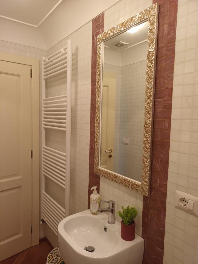 B&B Ai Due Santi Lecce Esterno foto