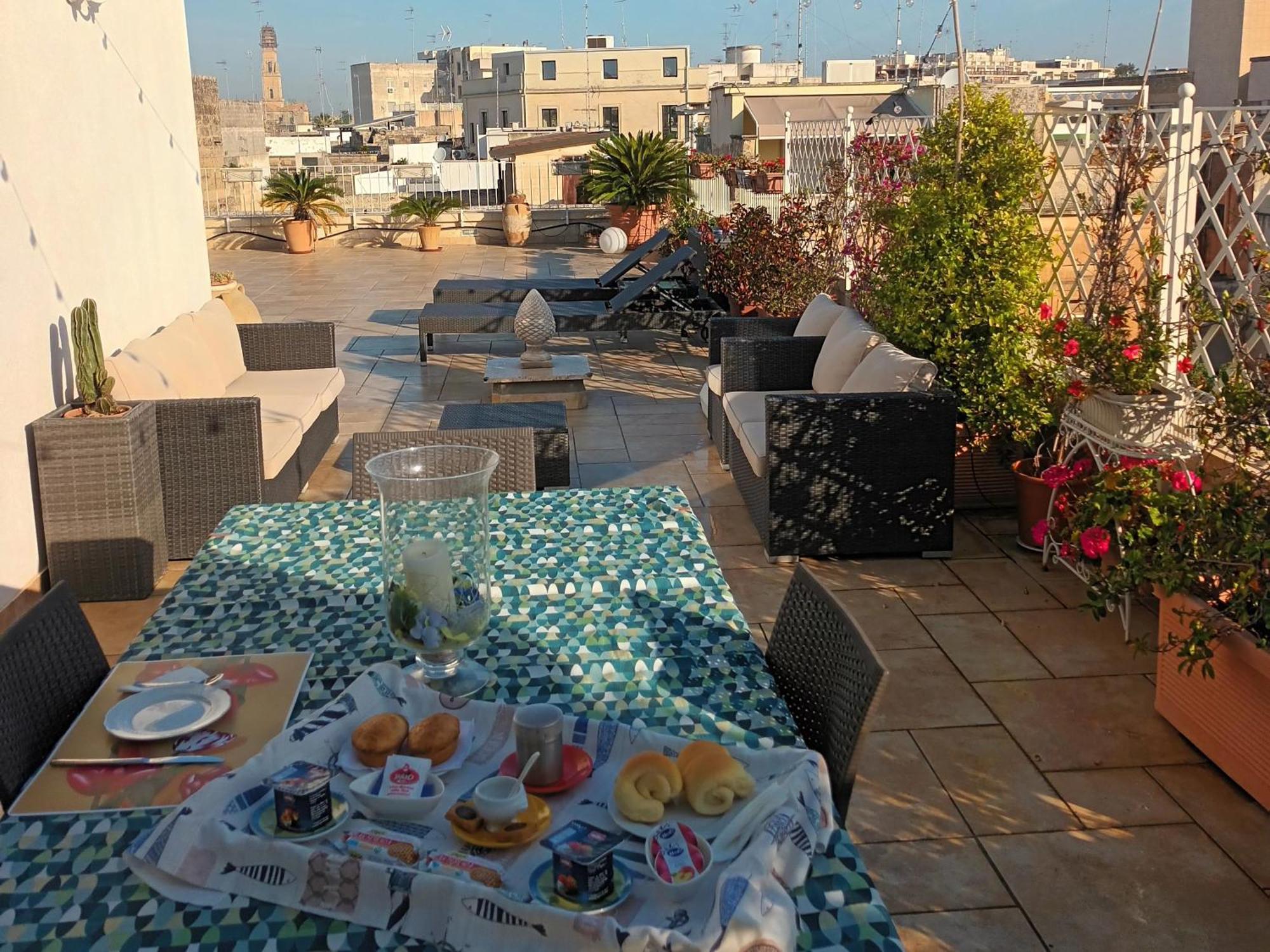 B&B Ai Due Santi Lecce Esterno foto